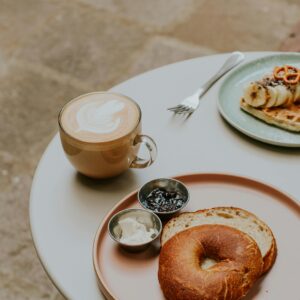 Cinnamon Apple Bagels